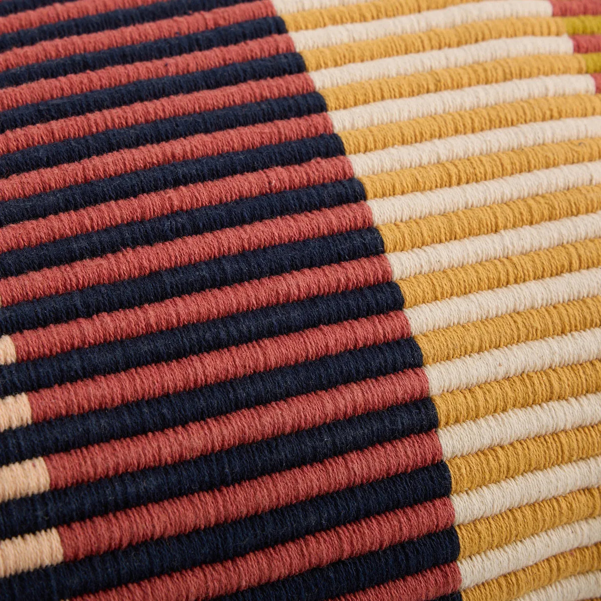 Coussin en coton côtelé - 50 x 50 cm - Motifs à rayures - Brun et Rouge