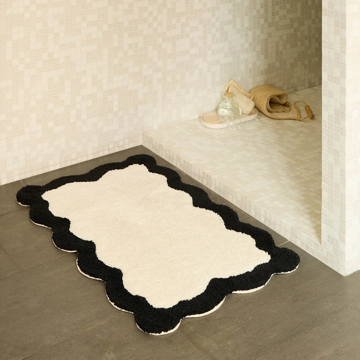 Tapis de bain festonné en coton naturel - 1200 g/m² -  50 x 80 cm - Noir