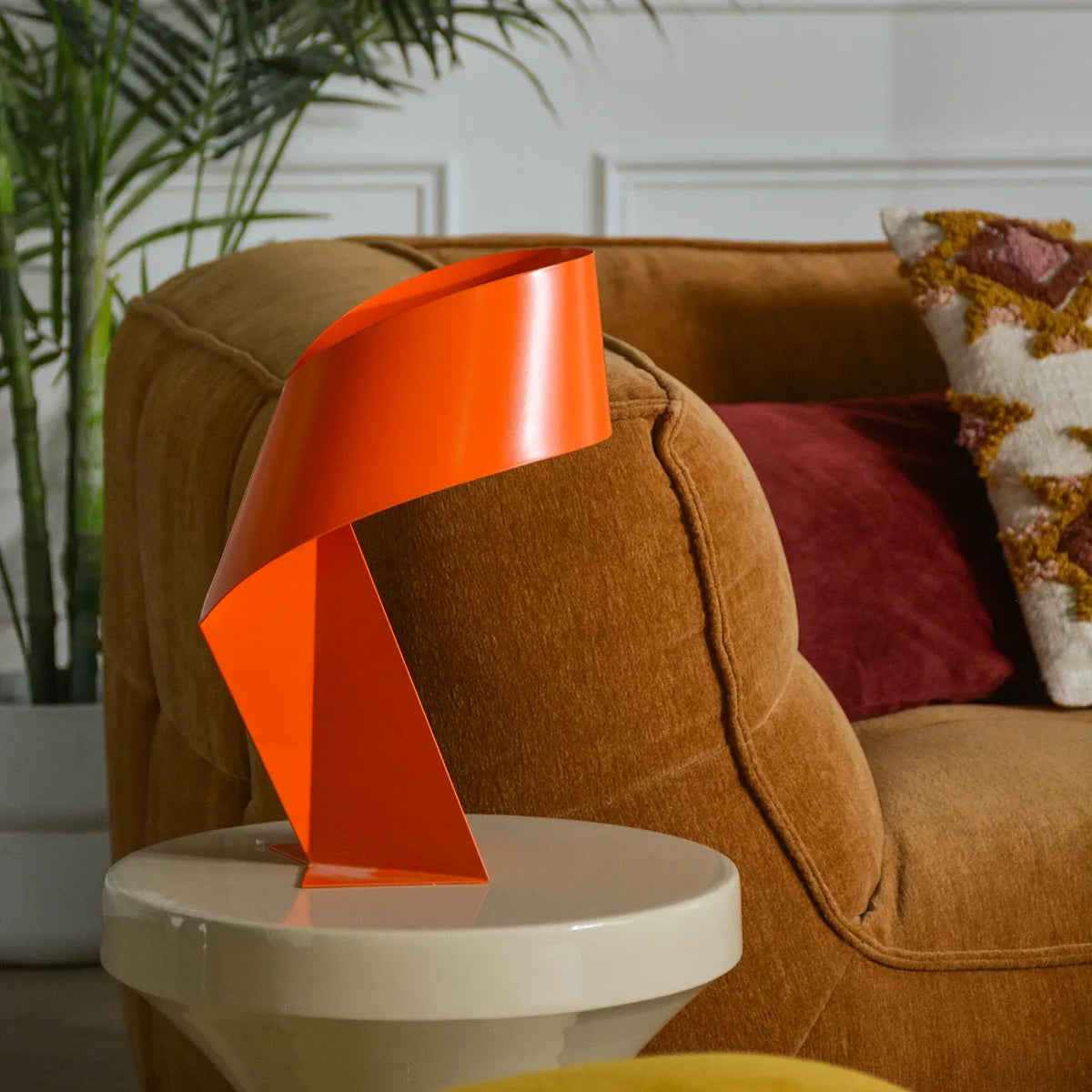 Édition limitée - Lampe de table en métal - 35 cm - Orange Tangerine - Design by Claire Norcross